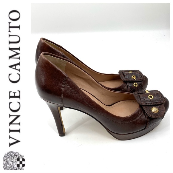 Vince Camuto Shoes - 💕SALE💕 Vince Camuto Brown Buckle Toe Heels